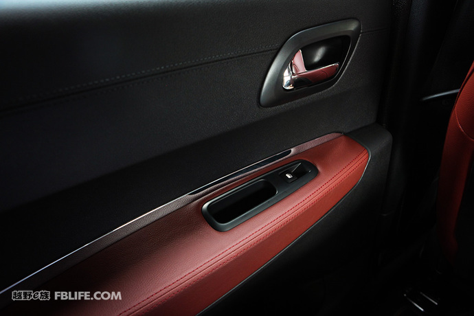 2013款标致3008试驾,法国人的浪漫