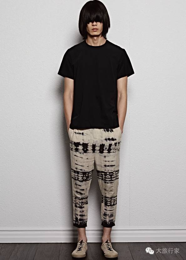 想在旅行中穿的比风景更撩人，何必东走（fei）西逛（qian