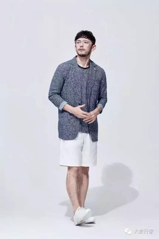 想在旅行中穿的比风景更撩人，何必东走（fei）西逛（qian