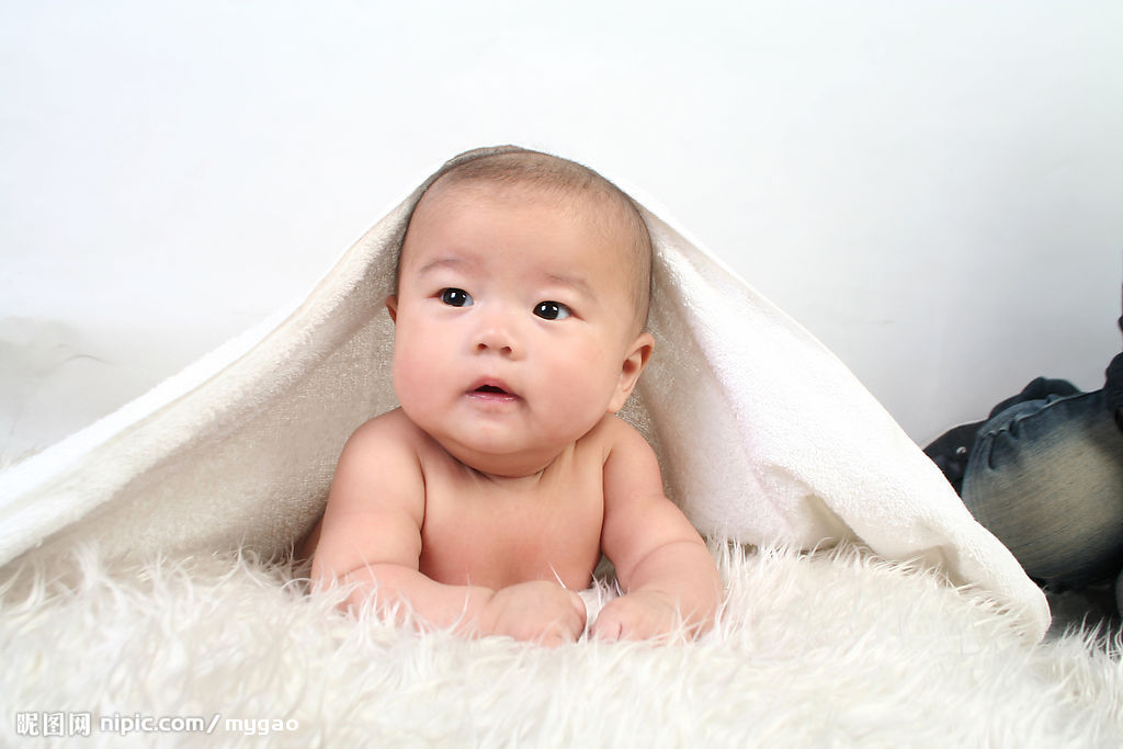 尽管波折比较多，但是二胎还是快，三小时不到顺产儿子出来了！