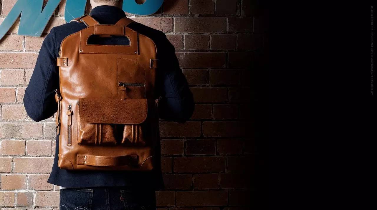 老板出门谈生意带什么包 (商务人士背什么包合适)