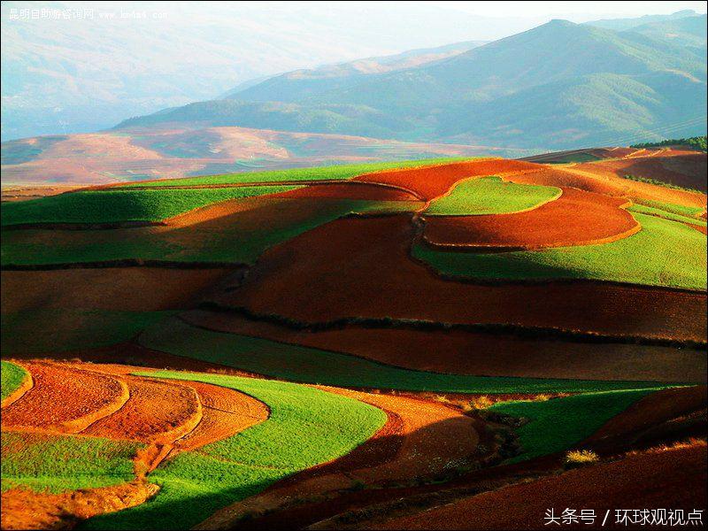 上帝打翻了调色板是什么意思,上帝打翻了大自然调色板