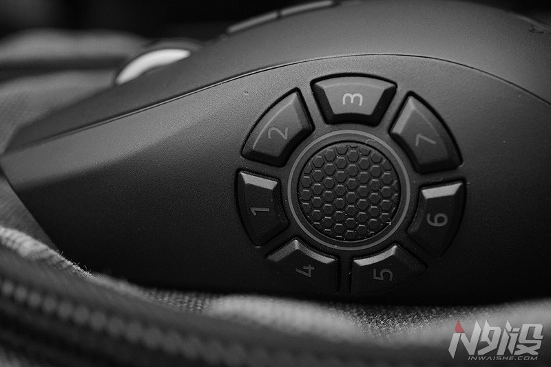 雷蛇那伽梵蛇鼠标拆解视频,RAZER那伽梵蛇