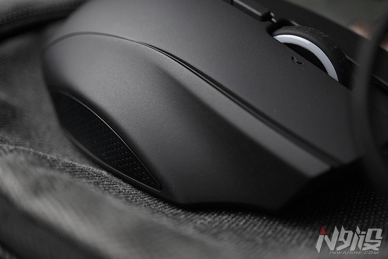 雷蛇那伽梵蛇鼠标拆解视频,RAZER那伽梵蛇