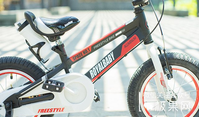 这辆美亚销量第一的童车，孩子骑上想摔跤都难