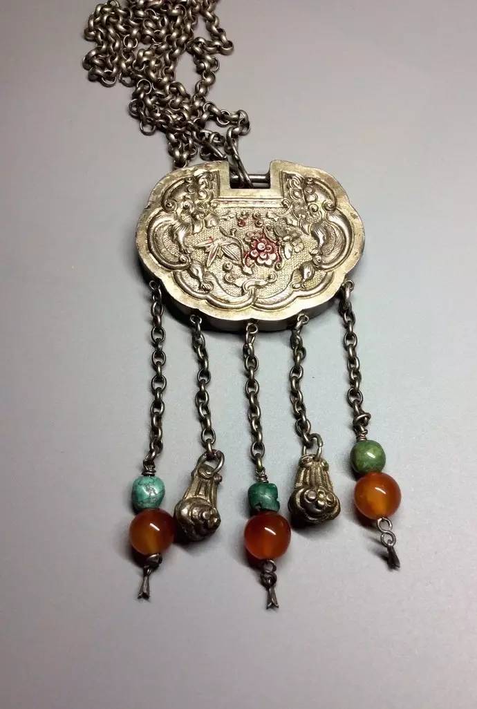 长命锁品相特别好,长命锁收藏价值