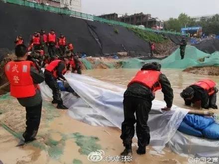 新乡暴雨受灾视频,新乡特大暴雨抢险动态视频