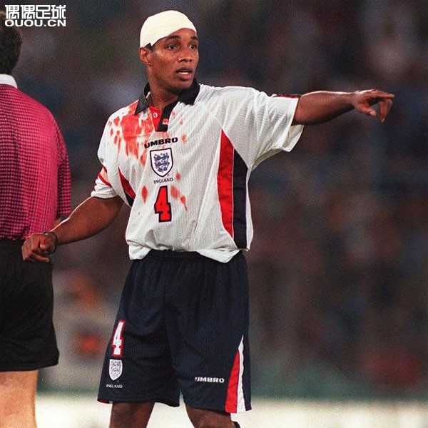 茵宝足球鞋四种形态,茵宝足球鞋velocita的优点