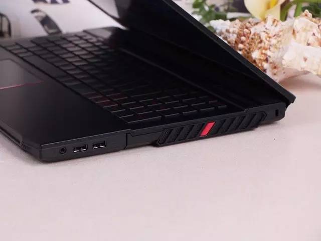 最便宜的10750笔记本,笔记本965m显卡