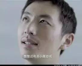 一言不合就堵厕所，小鲜肉你们得带多少保镖才能隔开痴女？！