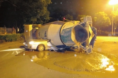 新手开高速关注事项和安全细节,新手上高速关注事项及驾车技巧