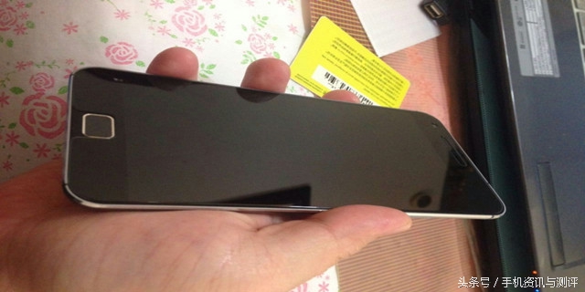 贴钢化膜教程有小气泡,钢化膜自己贴妙方