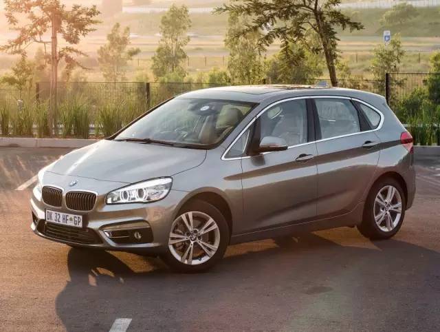 旁友，别摸我!!!（扒一扒宝马历史上的44款经典车型|下篇）