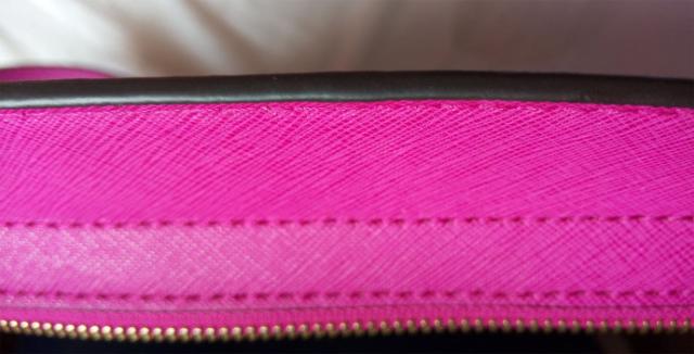 呸！你个假包婊，还有脸出来晒？