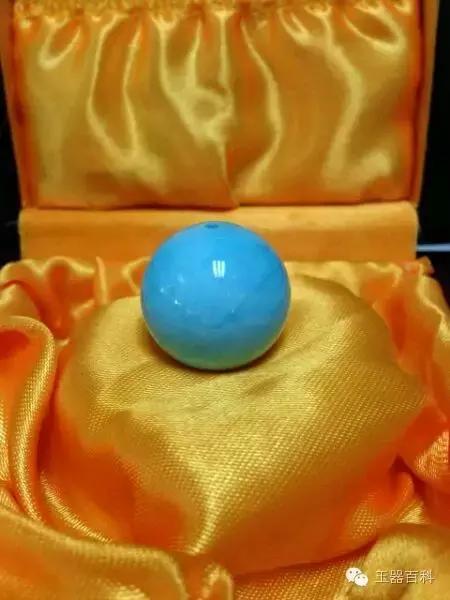 绿松有冰裂还值得入手吗,绿松冰裂的珠子值得购买吗