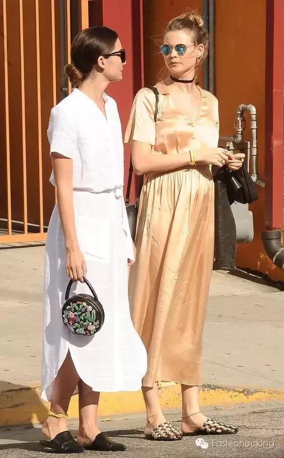 听说，脚踝链和鞋子更配哦