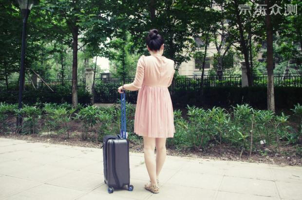 智能行李箱详解,最省心的智能行李箱