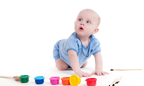 脑瘫一般是先天的还是后天造成的,得了脑瘫的宝宝终于治好了