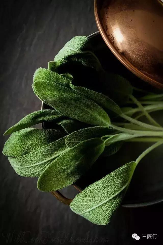 西餐里的那些“杂草”都是啥？一篇文章带你认识香草