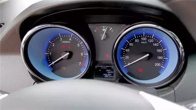 这车只要你舍得给油，基本都很吵？是的！