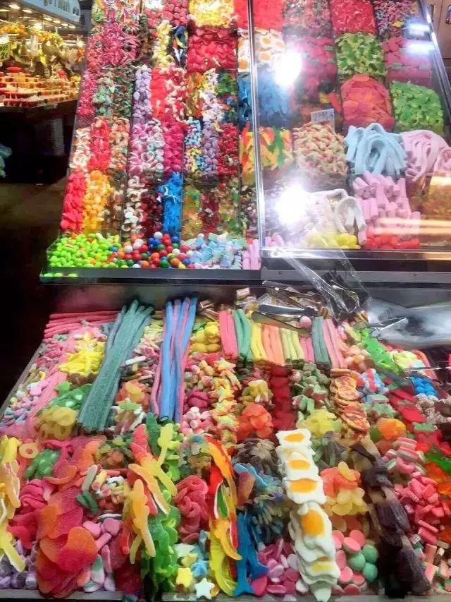 巴塞罗那自由行攻略,免费玩转西班牙马德里不思议