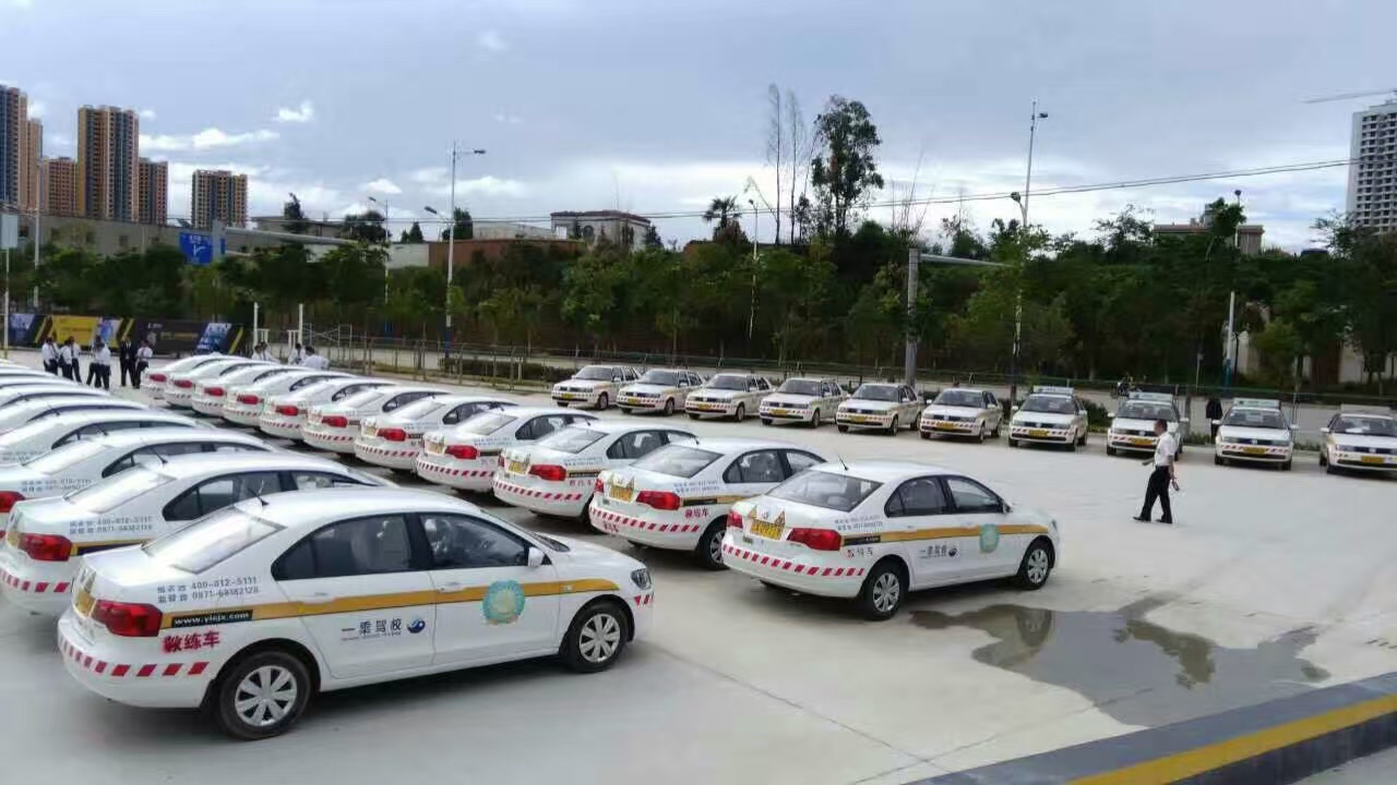 缓解考照积压矛盾：广东鼓励社会资本建驾考考场政府租用！