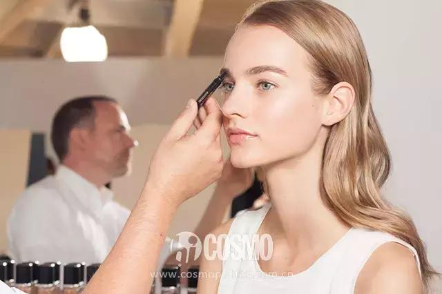 美人计｜不管你是眉毛少还是眉形不好看，用这个方法逃离无眉星