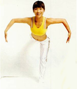 小肚子太大夏天怎么穿搭,小肚子很大有什么办法解决