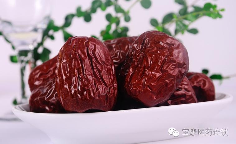 阴虚气血不够用什么食物补来得快,女性脾胃虚弱气血不够吃什么食物