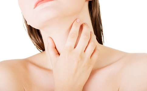 女孩喉结比较明显要怎么治疗,女生有喉结几招教你去除