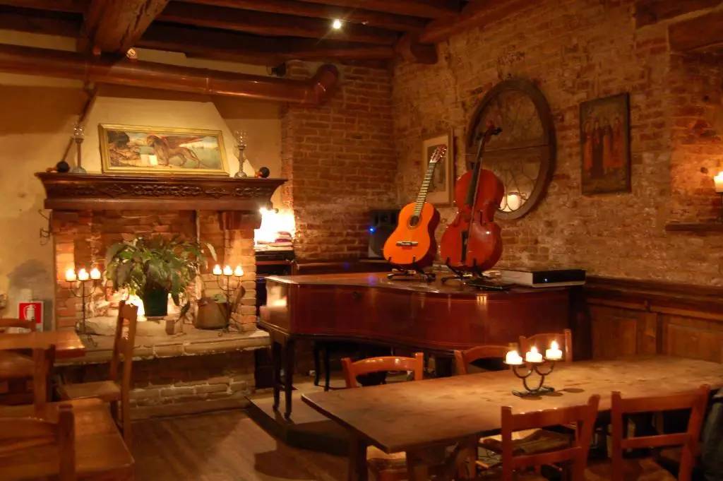 威尼斯不是水上都市吗,威尼斯旅游完全不可能见到的场景