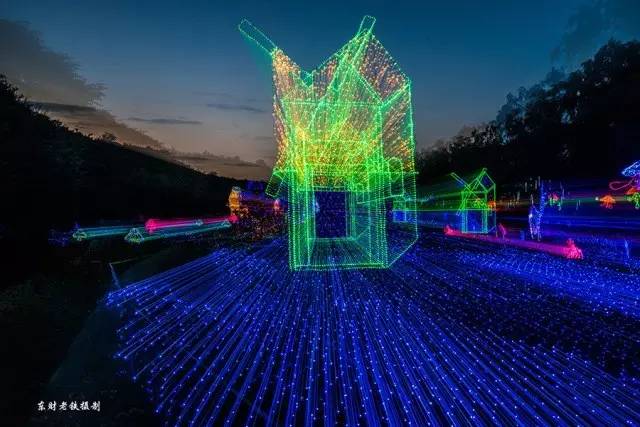 五彩斑斓的灯光夜晚,夜晚的璀璨灯光