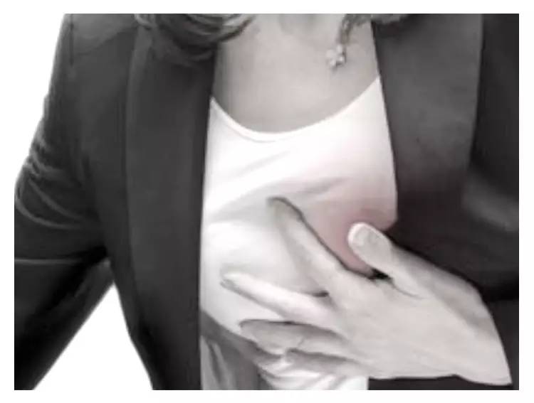 小猫断奶母猫奶胀怎么办,断奶要多久奶才不胀