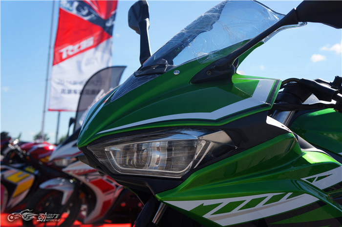 新感觉rz35双缸水冷报价,雅马哈r3和rz35