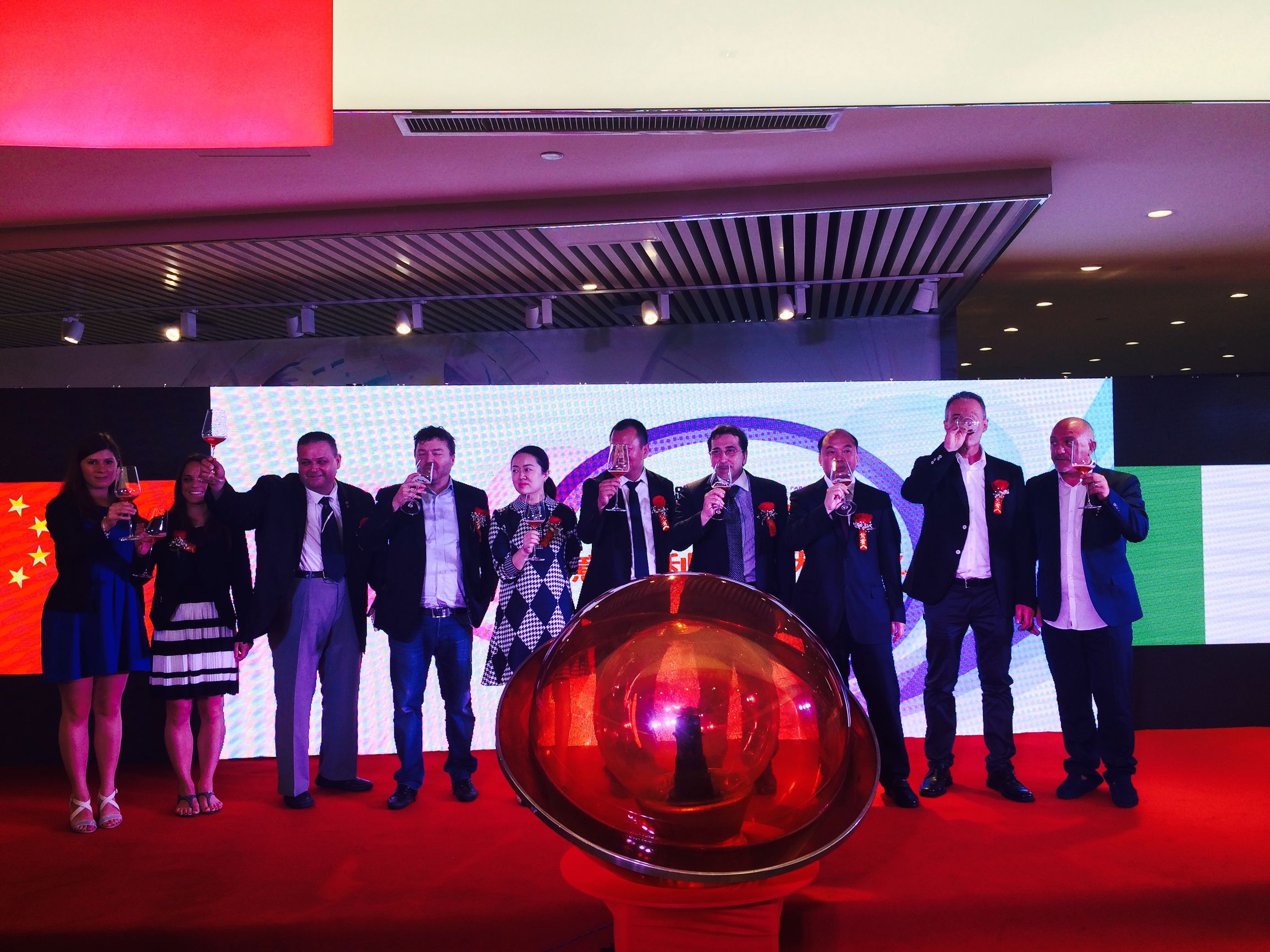 想买正宗意大利品牌来空港跨境就购了