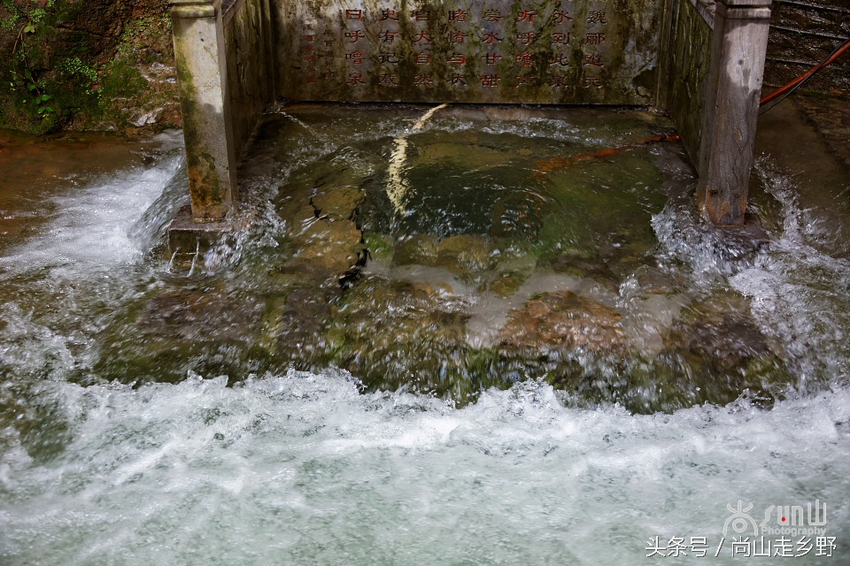 济南一处会打呼噜的泉，现鼾声正响，欢畅入耳，让人赞叹！