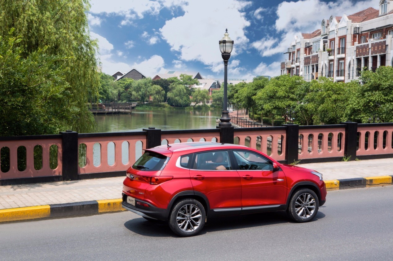 凹凸匠心榜：是怎样的一款车，能让他心甘情愿当司机