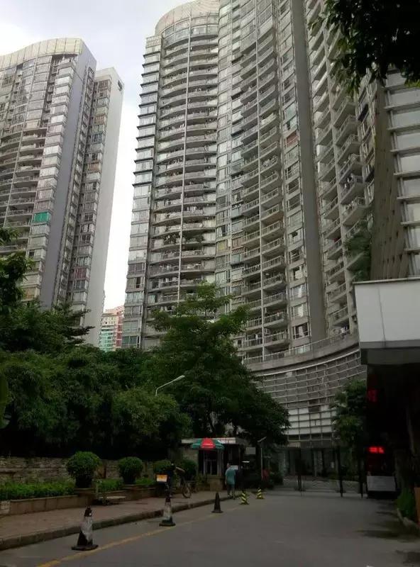 华成变华阳学位有盘暴涨400万（实探天河北10盘涨价虚实）