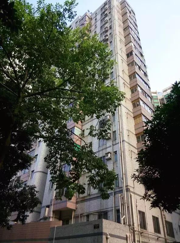 华成变华阳学位有盘暴涨400万（实探天河北10盘涨价虚实）