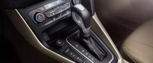 福克斯2020款stline两厢性能,福克斯两厢性能