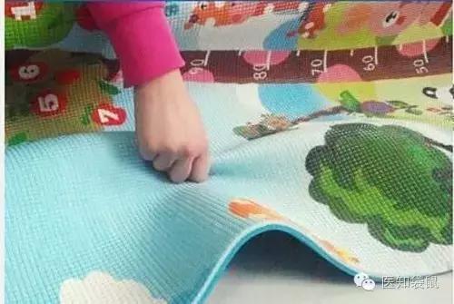 爬爬垫工厂有毒吗,劣质爬爬垫危害