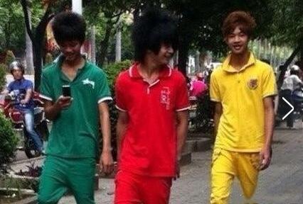 polo衫领子经典,polo衫男大领子好还是小领子好