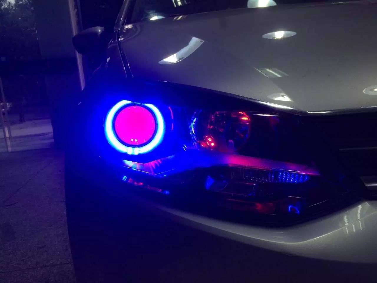 成都哪家改汽车灯好,改车灯成都