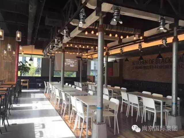 blacksmith,一家店吃遍全国