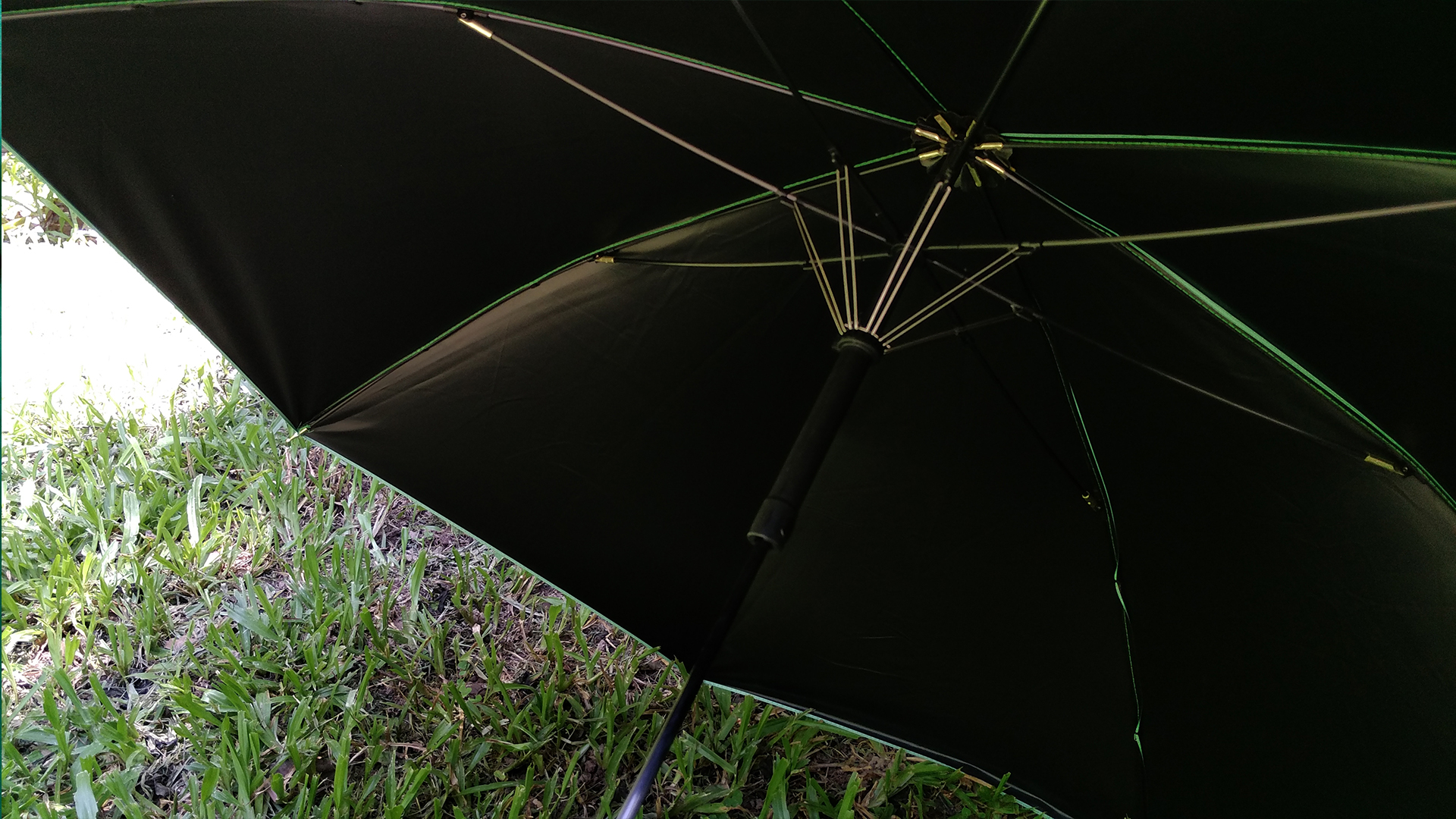 夏日里又一抹轻盈的色彩锐乐防晒超轻长伞试用手记