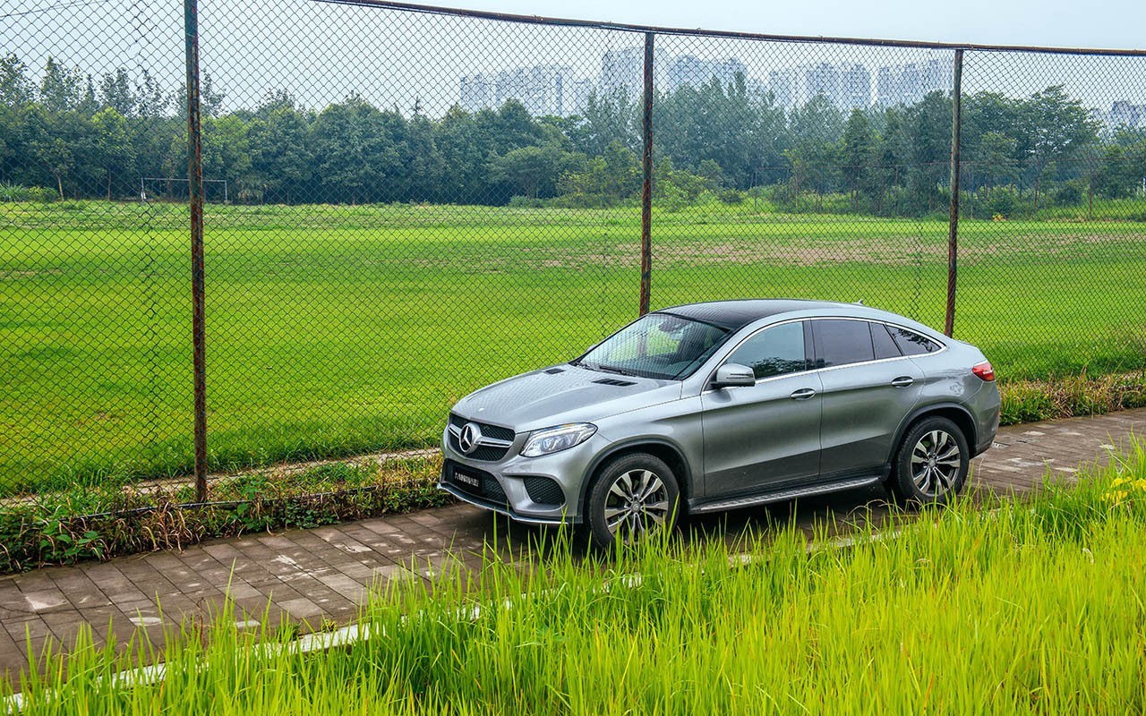 2022款奔驰gle450试驾视频,奔驰gleamg53试驾评测视频