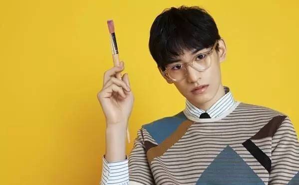 学生党买什么眼镜便宜好看,适合学生党戴的高颜值眼镜