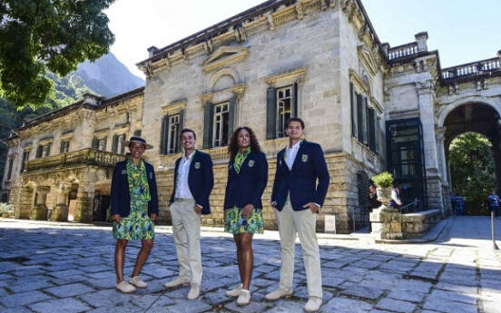 里约奥运太惨淡，但各国服装大秀值得一看