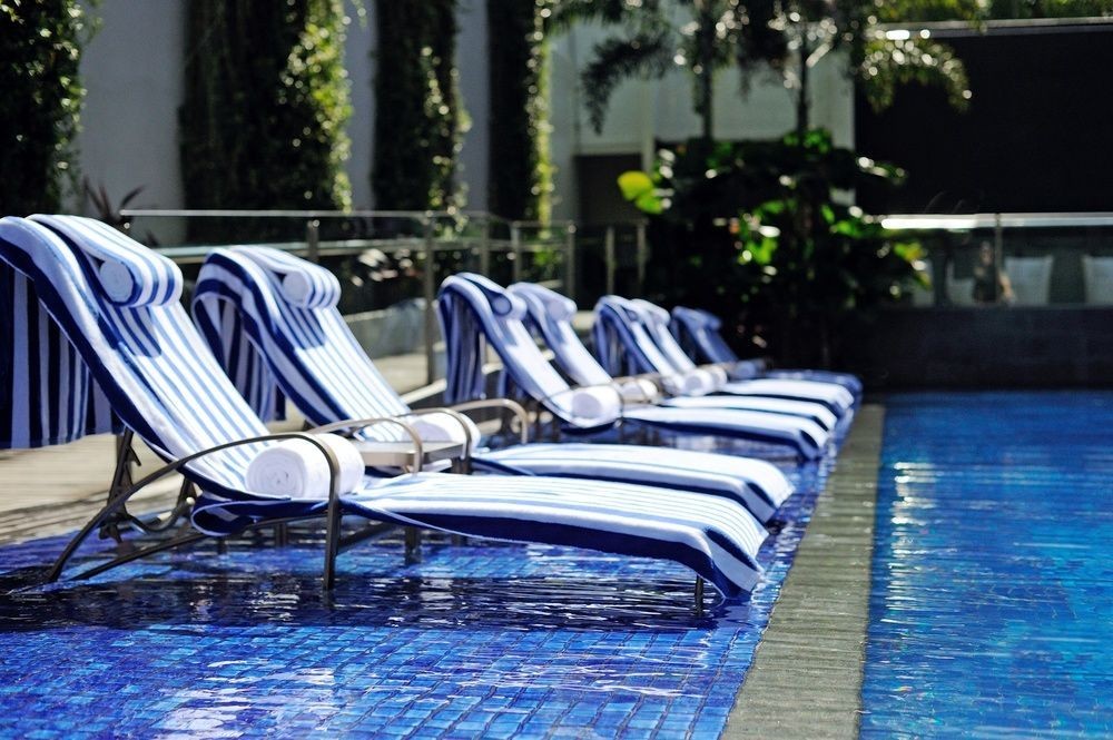 新加坡万豪福朋喜来登,福朋喜来登和艾美自助餐