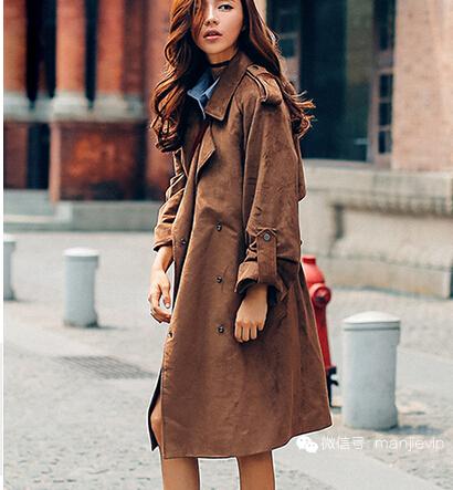 白色英伦风羊毛大衣的搭配 (英伦风灰色格子双面呢大衣搭配)